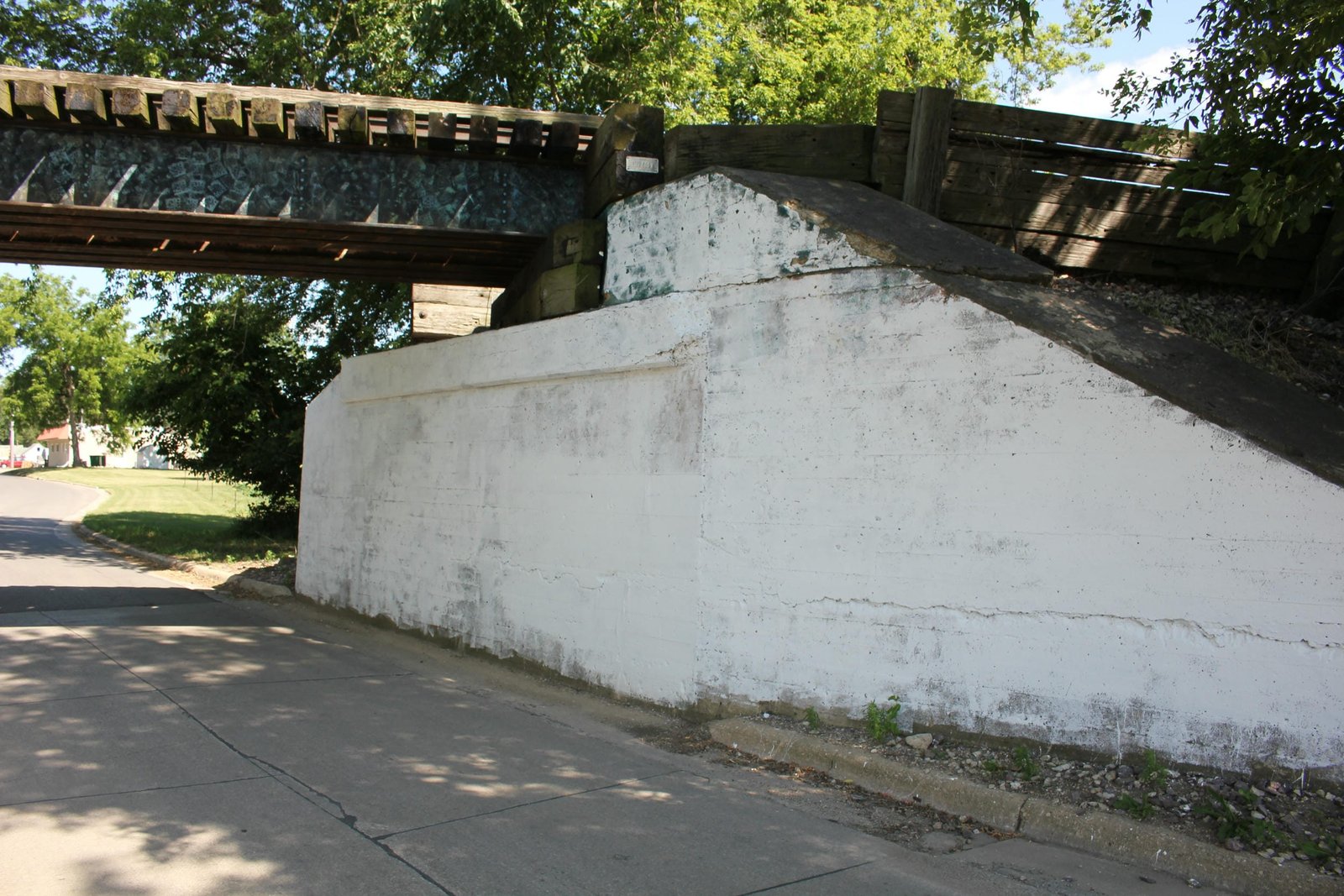 South abutment